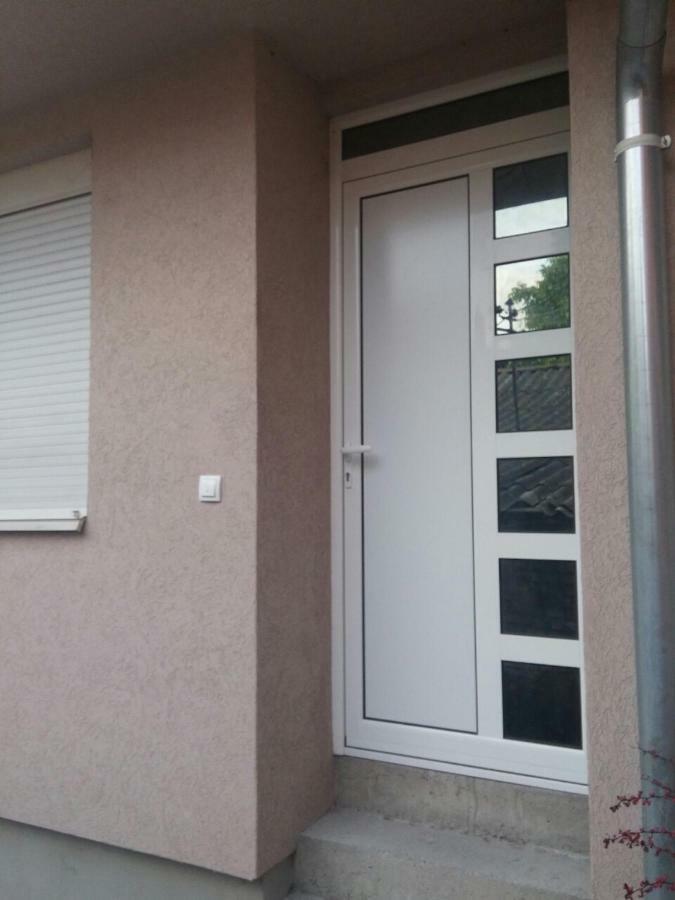 Ariana Apartman Kragujevac Exterior foto
